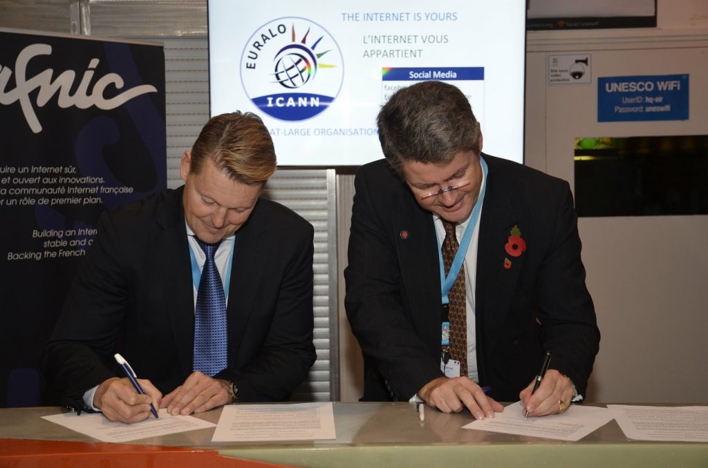 EURALO and CENTR Sign MoU at IGF 2018